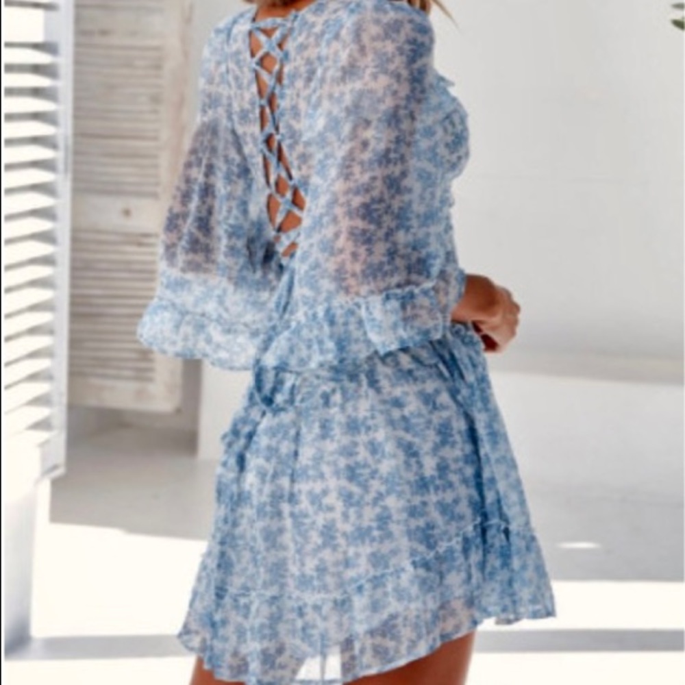 Lace Up Back Floral Dress - Picture 3 of 6